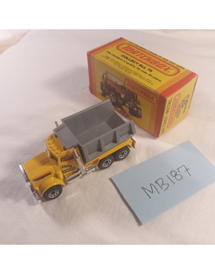 Matchbox Superfast #30 - Peterbilt Quarry Truck - 1981 Lesney England - NOS - Mint in Box