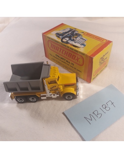 Matchbox Superfast #30 - Peterbilt Quarry Truck - 1981 Lesney England - NOS - Mint in Box