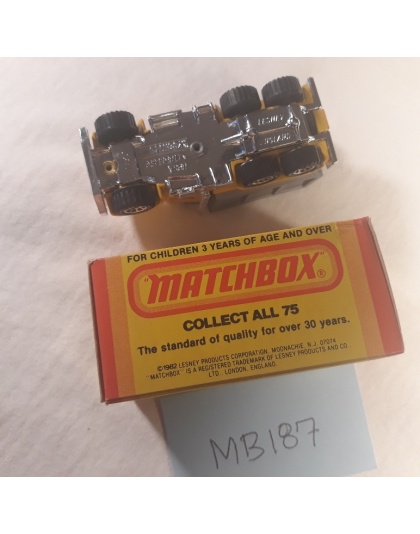 Matchbox Superfast #30 - Peterbilt Quarry Truck - 1981 Lesney England - NOS - Mint in Box