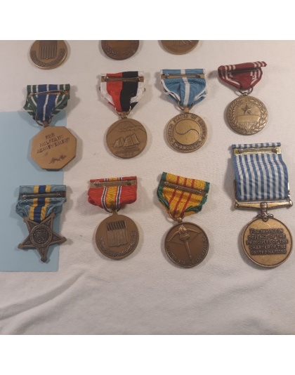 Lot of 12 of various Metals and Ribbons