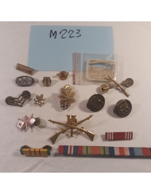 Lot of 16 US war items - (WWI, plus)