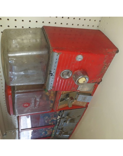 Vintage Gumball Machines - all shown